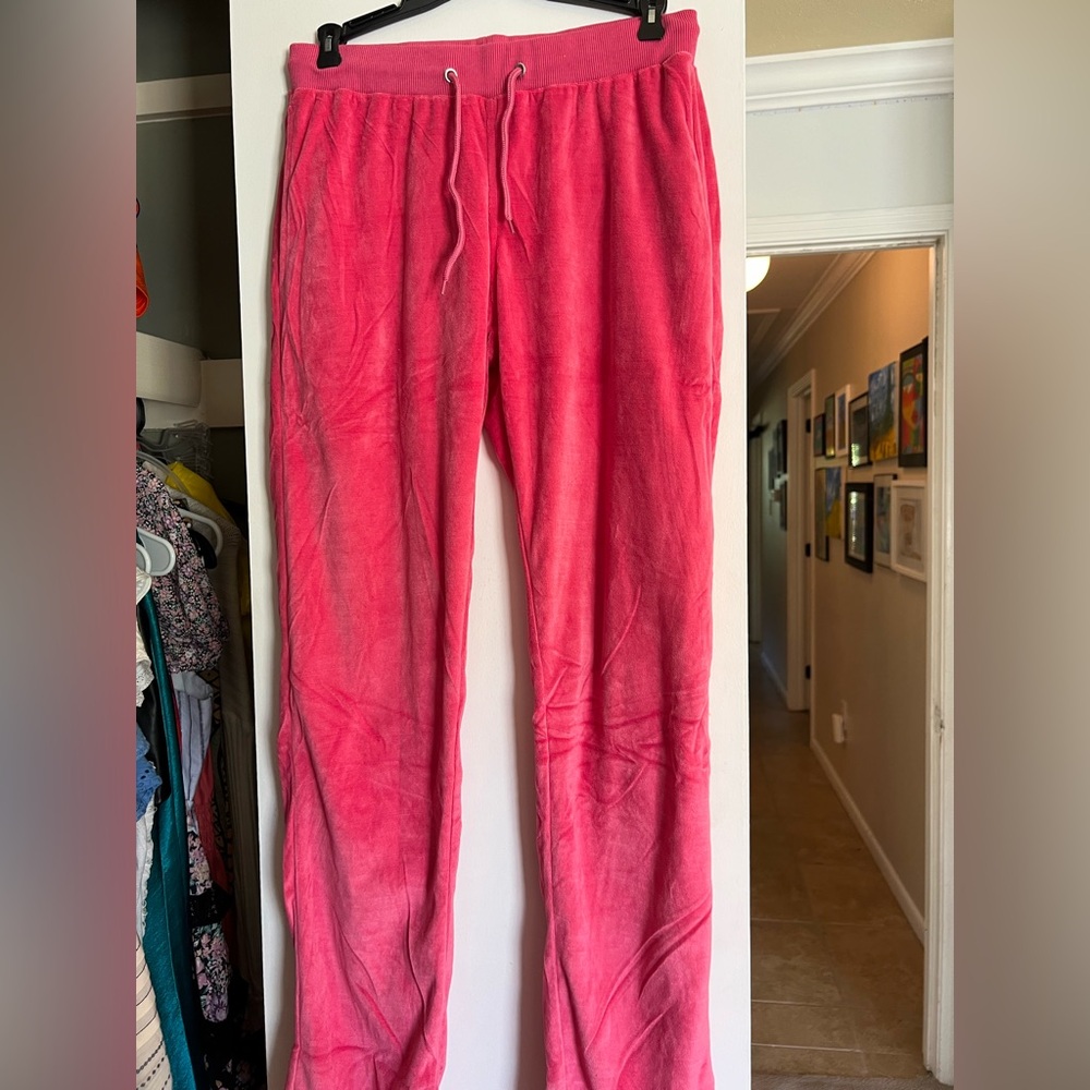 Sweatsuit! - Picture 4 of 6